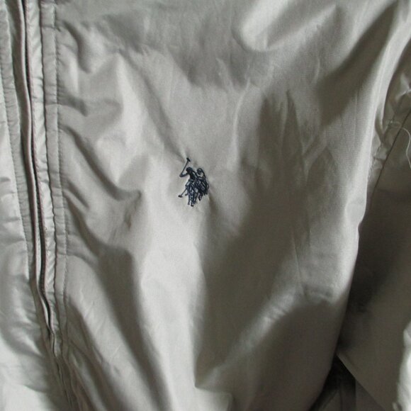 US Polo ASSN Size M Men Jacket Tan Beige Full Zip Lined Rain Coat Windbreaker - Picture 3 of 12